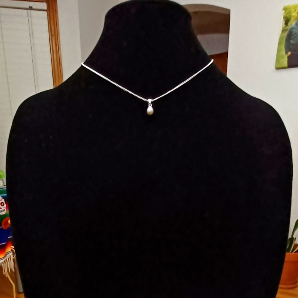 NVC NATALIYA VI COLLISTER STERLING PEARL NECKLACE